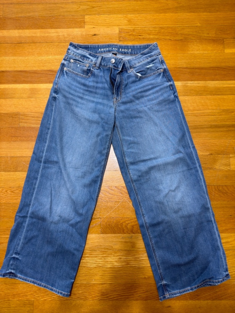 American Eagle Outfitters Medium Blue Wide-Leg Jeans